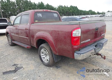 2004 Toyota Tundra Sr5 V8 z USA, uszkodzony, nr VIN 5TBDT44134S452748